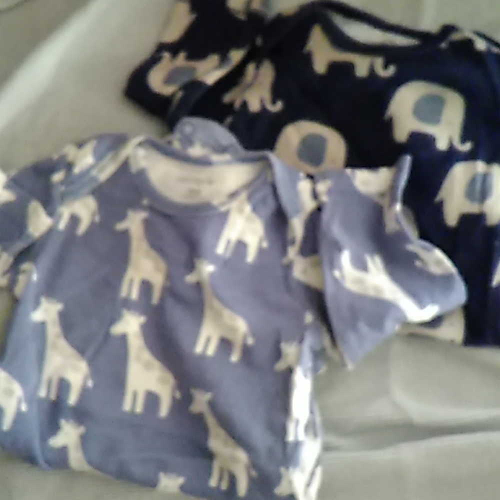 Long sleeved onzies